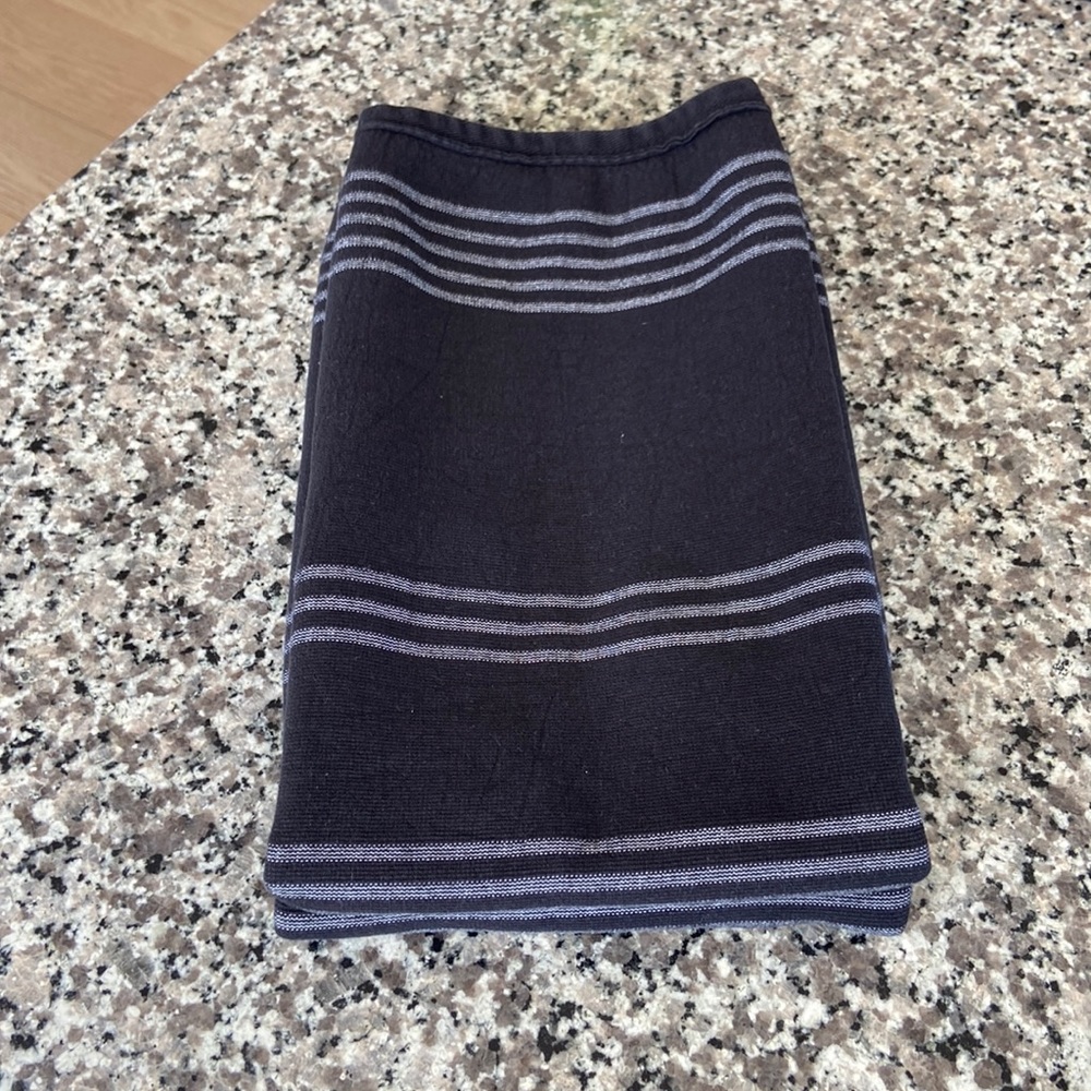 (2) CB2 Raya Hand Towels Black
